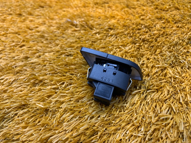 Кнопка центрального замка, 440 рублей, Красноярск