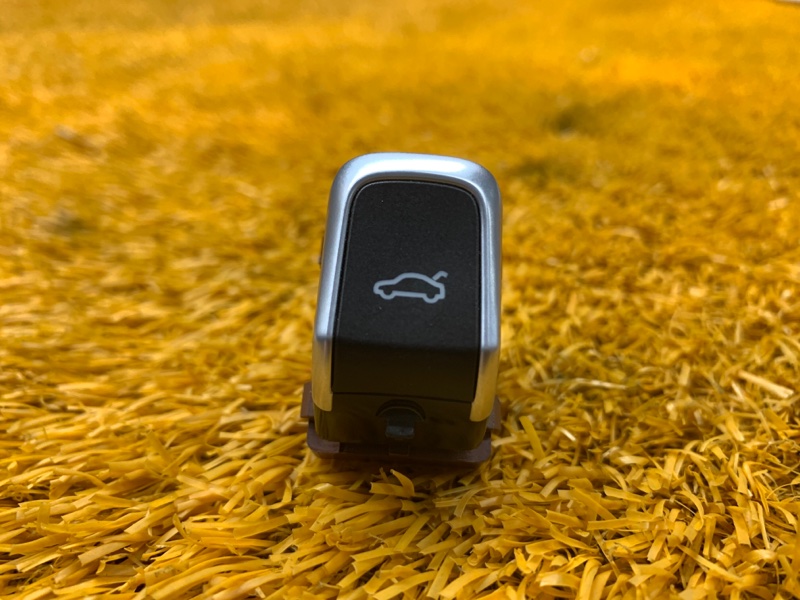 Кнопка открывания багажника, 500 рублей, Красноярск