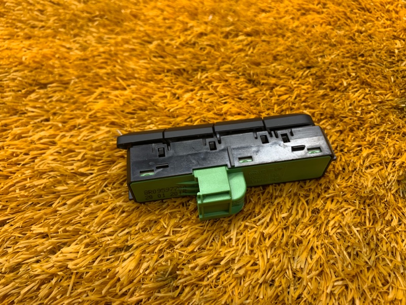 кнопка памяти сидений, 600 рублей, Красноярск