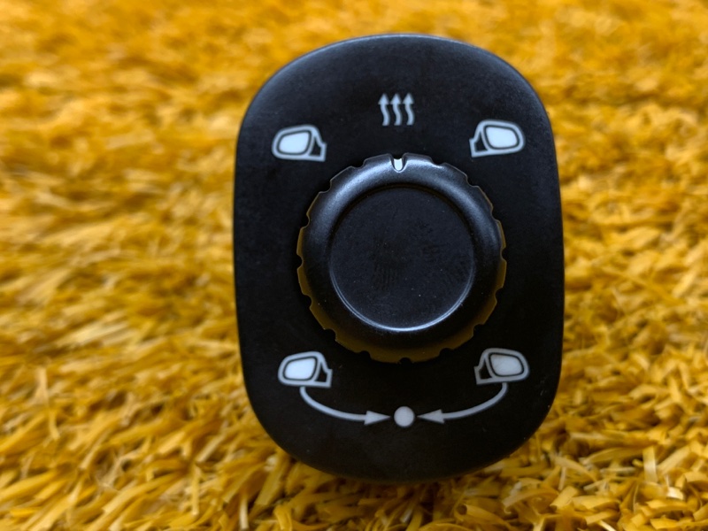 Кнопка регулировки зеркал, 420 рублей, Красноярск