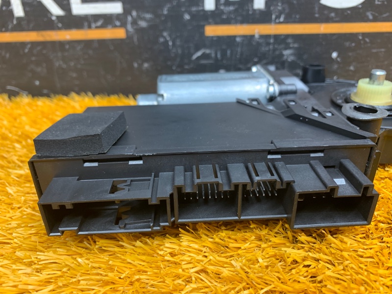 мотор стеклоподъемника, 800 рублей, Красноярск