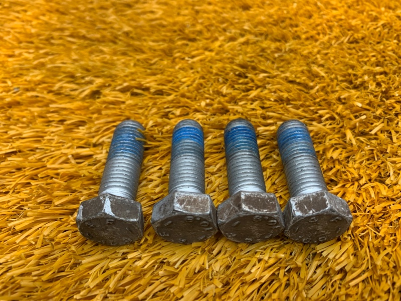 Болт суппорта, 340 рублей, Красноярск