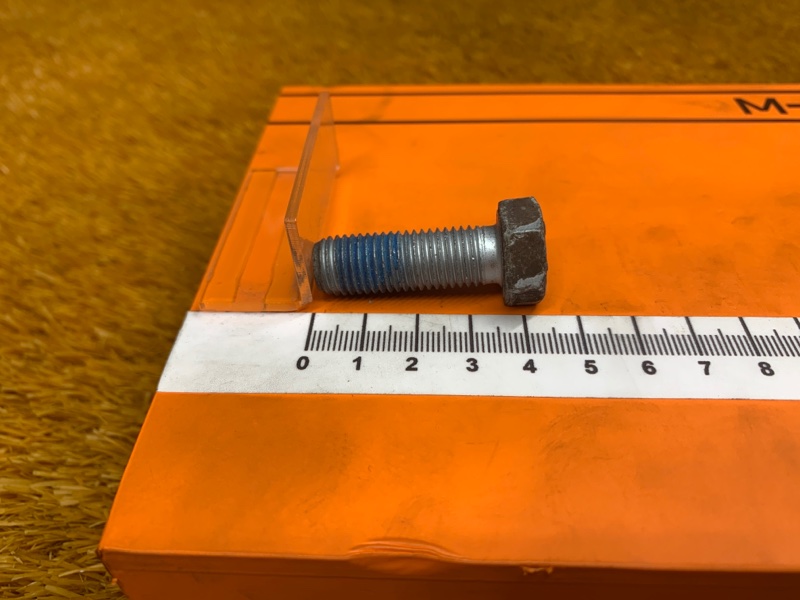 Болт суппорта, 340 рублей, Красноярск