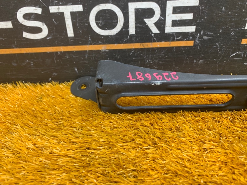 Кронштейн троса ручника, 300 рублей, Красноярск