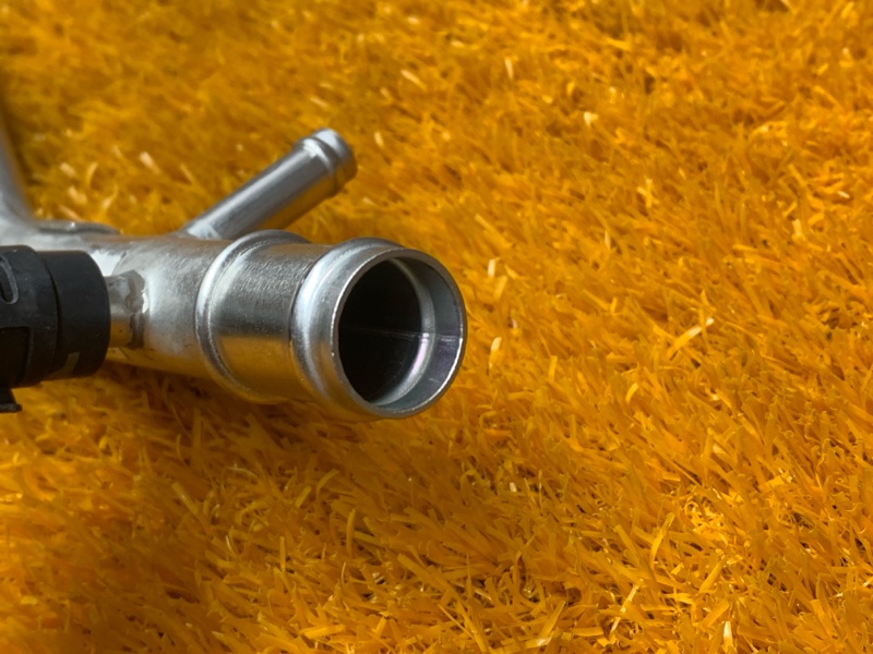 Патрубок системы охлаждения, 1240 рублей, Красноярск