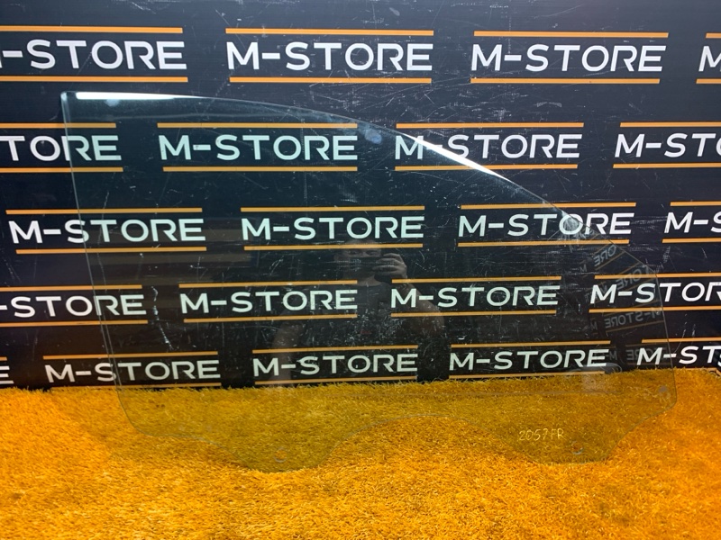 Стекло боковое, 1300 рублей, Красноярск