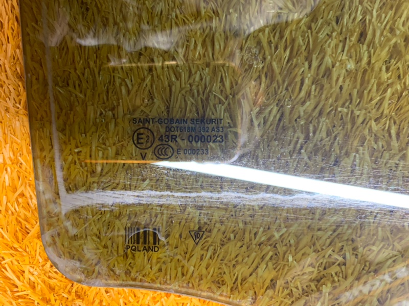 Стекло боковое, 800 рублей, Красноярск