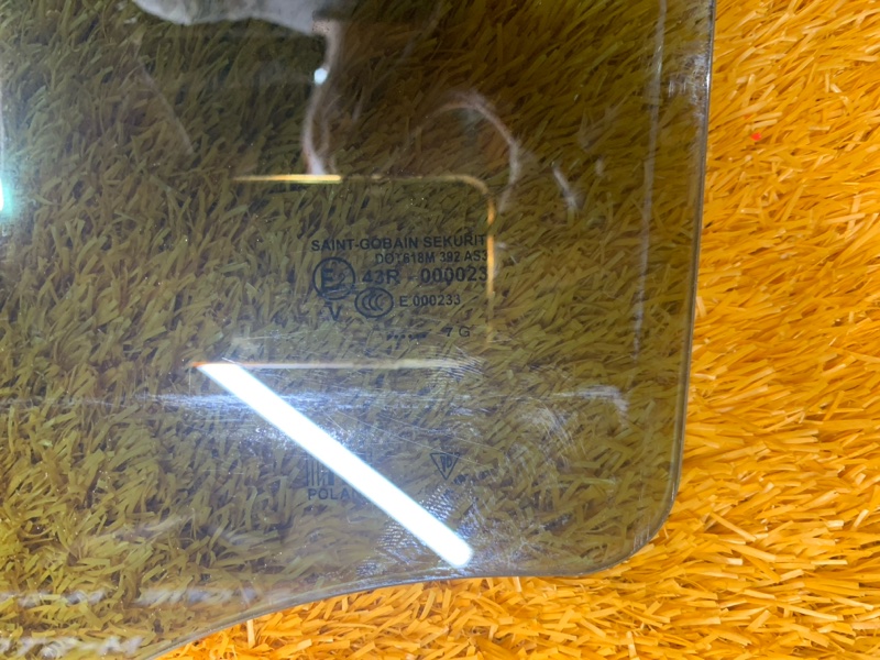 Стекло боковое, 700 рублей, Красноярск