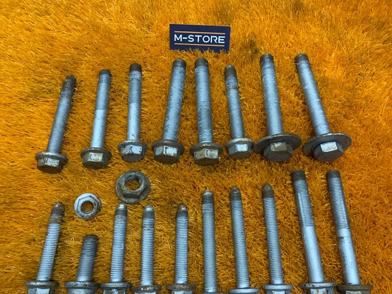 Болты и гайки задней подвески, 800 рублей, Красноярск