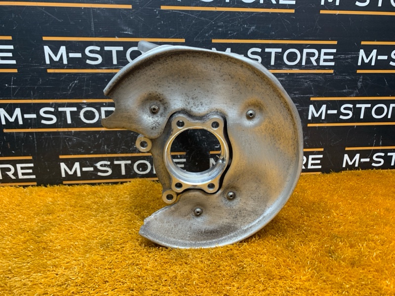 кулак поворотный, 1400 рублей, Красноярск