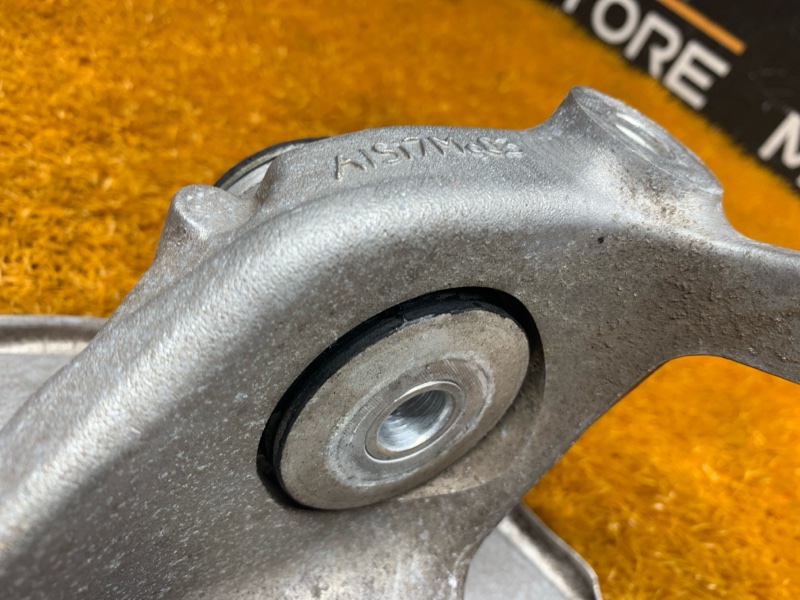 кулак поворотный, 1400 рублей, Красноярск