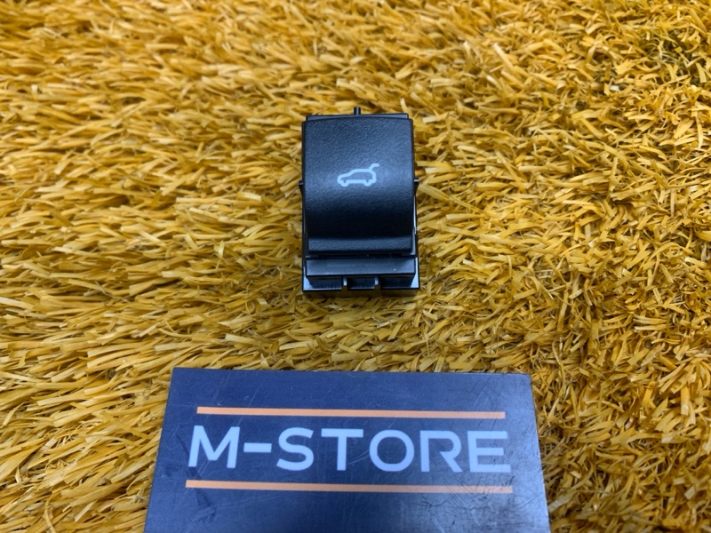 Кнопка открывания багажника, 830 рублей, Красноярск