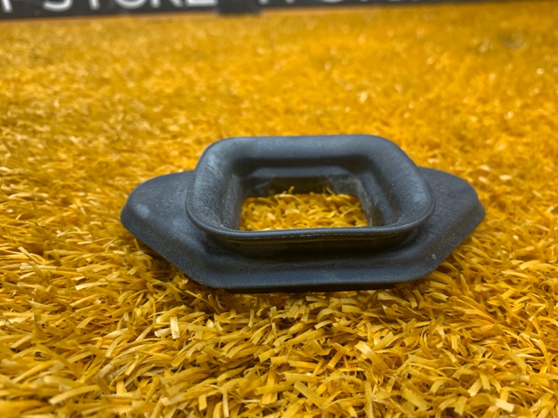 Уплотнитель ограничителя двери, 200 рублей, Красноярск