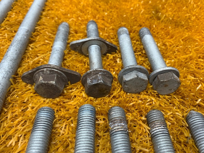 Болты и гайки задней подвески, 800 рублей, Красноярск