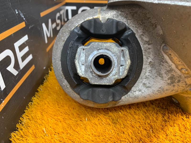 Балка поперечная (подрамник), 1700 рублей, Красноярск