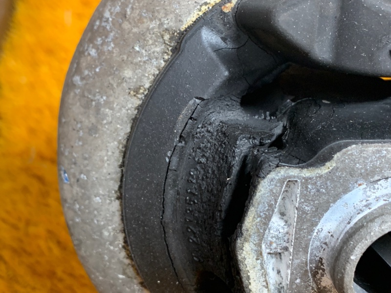 Балка поперечная (подрамник), 1700 рублей, Красноярск