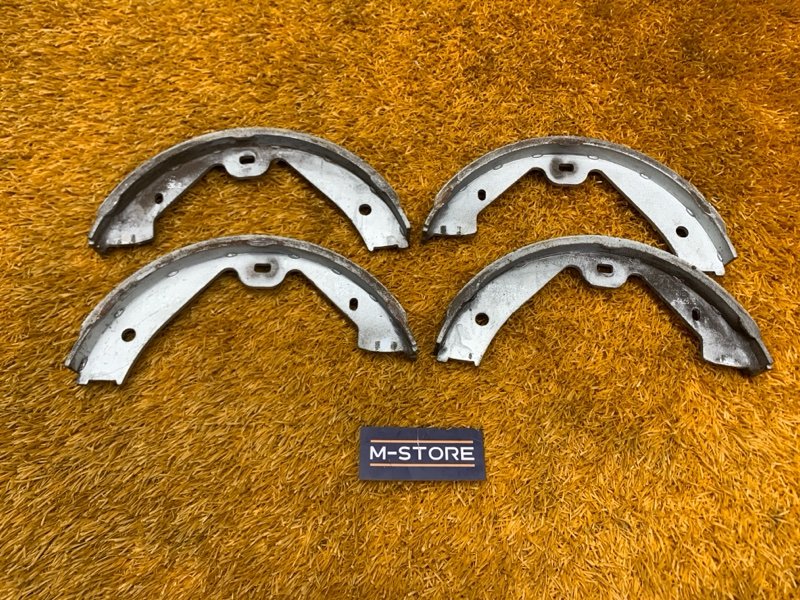 Колодки ручника, 1000 рублей, Красноярск