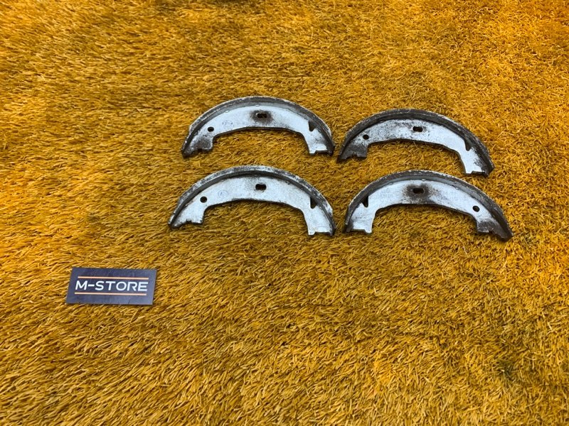 Колодки ручника, 500 рублей, Красноярск