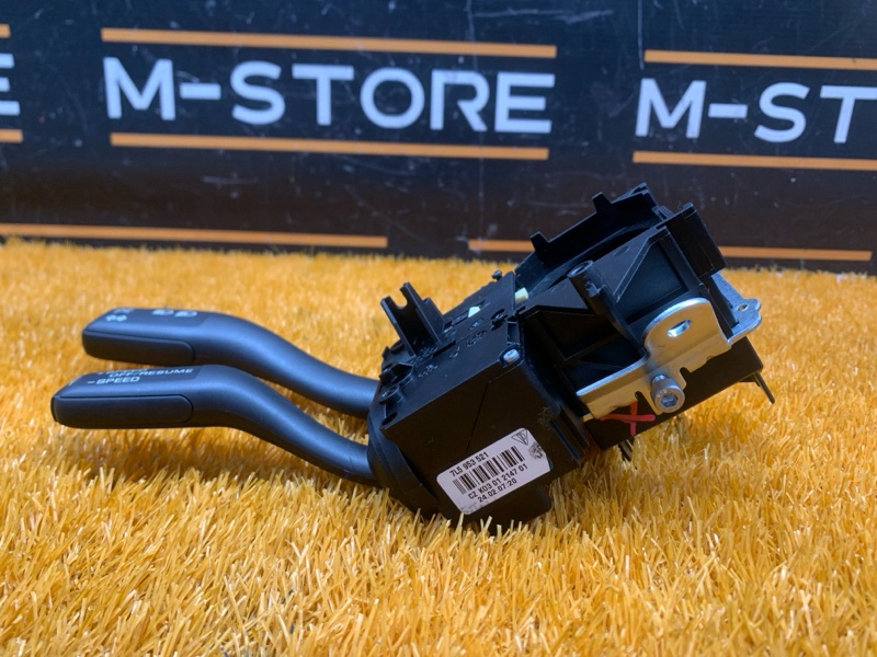 блок подрулевых переключателей, 2000 рублей, Красноярск