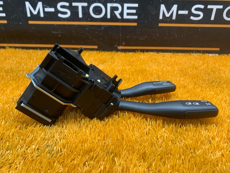 блок подрулевых переключателей, 2000 рублей, Красноярск