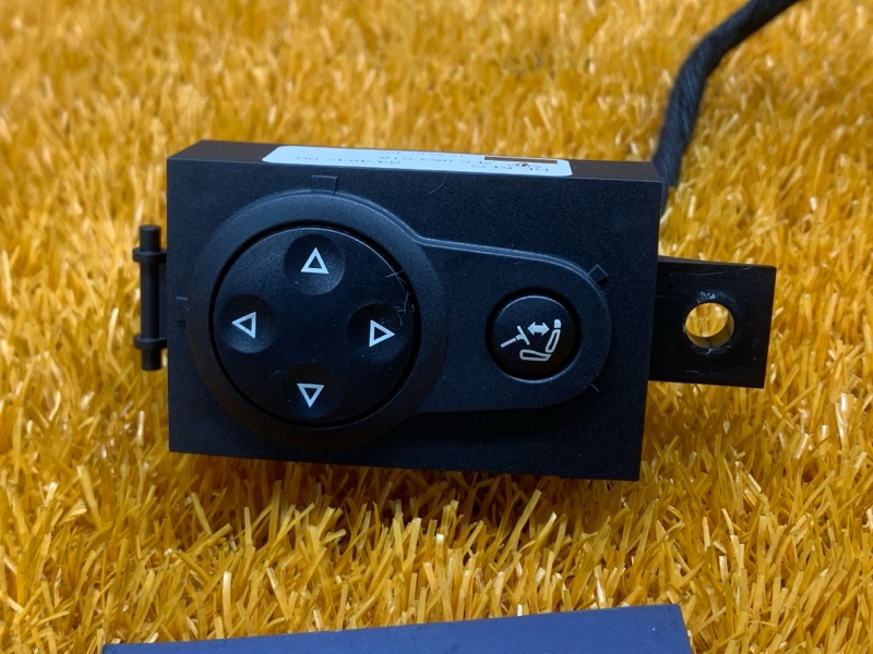 Кнопка регулировки руля, 500 рублей, Красноярск