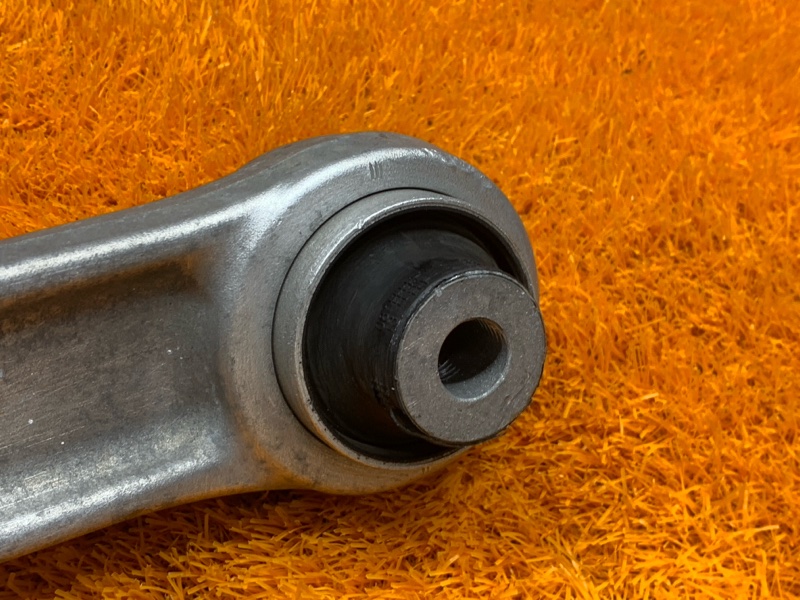 Рычаг подвески нижний, 2500 рублей, Красноярск