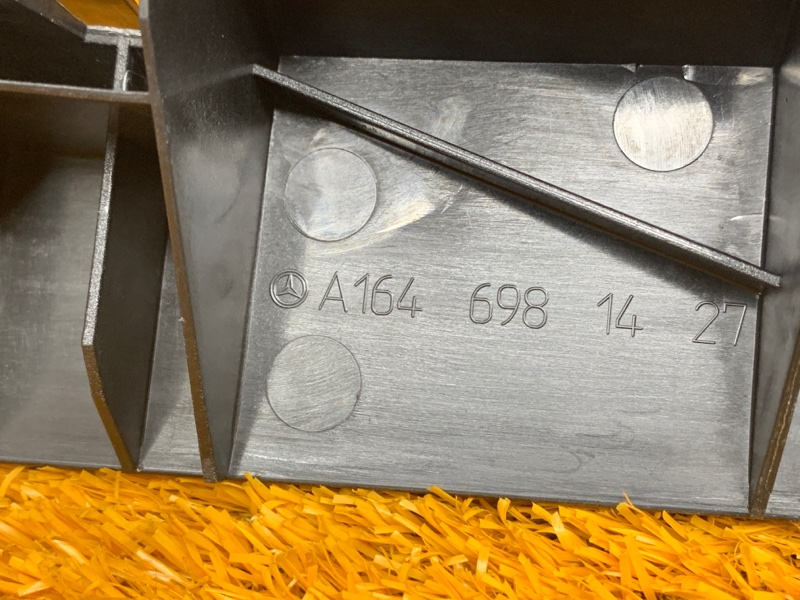 кронштейн порога, 370 рублей, Красноярск