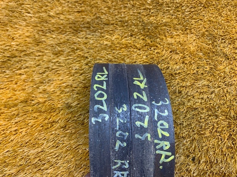 Колодки ручника, 1000 рублей, Красноярск