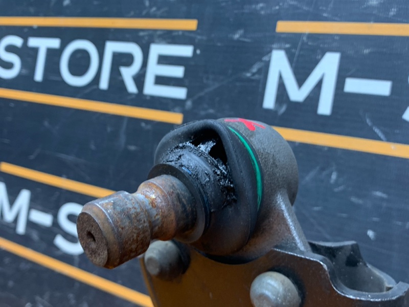 Рычаг подвески нижний, 2500 рублей, Красноярск