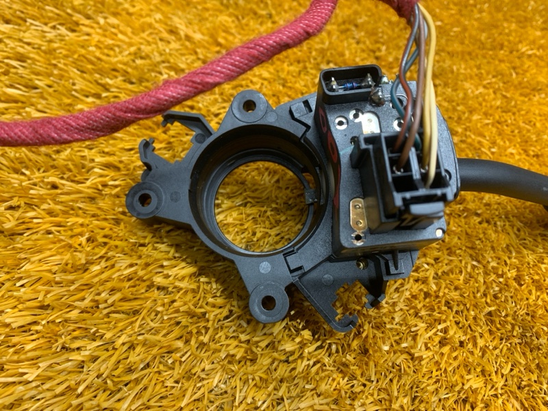 подрулевой переключатель, 1000 рублей, Красноярск