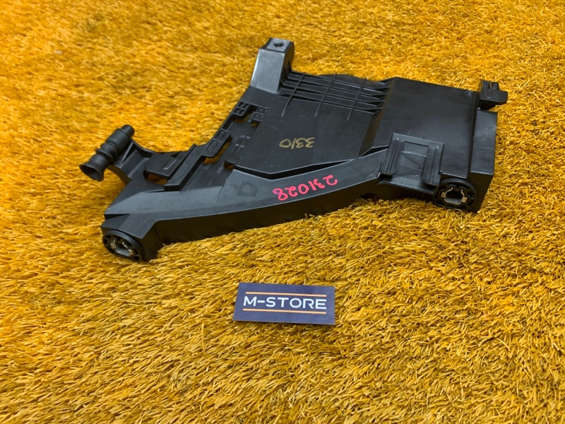 кронштейн фары, 1870 рублей, Красноярск