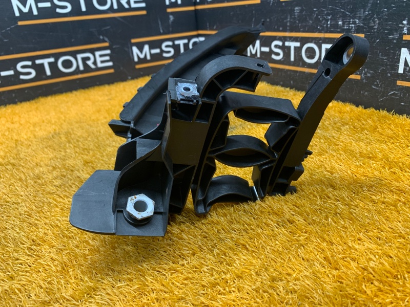 кронштейн фары, 2000 рублей, Красноярск