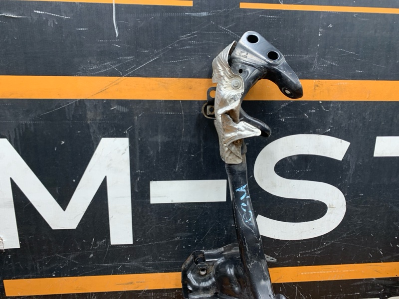 Балка поперечная (подрамник), 8510 рублей, Красноярск