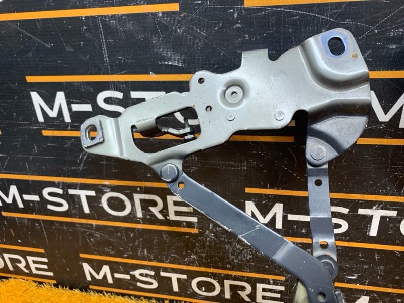 петля капота, 1960 рублей, Красноярск