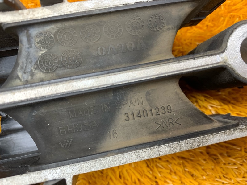 подушка двигателя, 2370 рублей, Красноярск