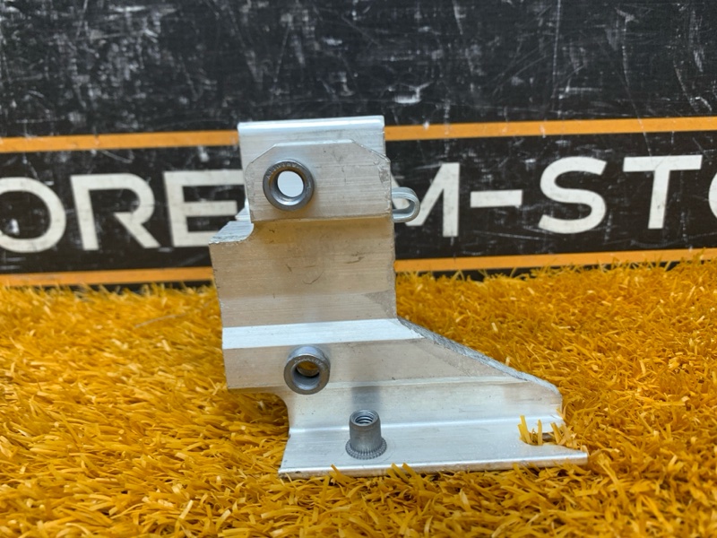 Кронштейн радиатора, 1080 рублей, Красноярск