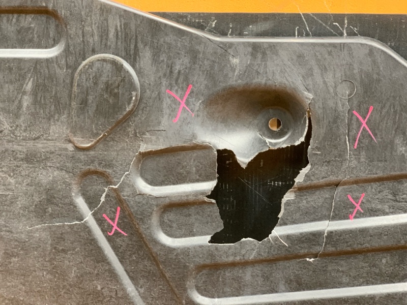 Защита днища кузова, 500 рублей, Красноярск