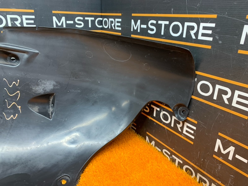 подкрылок, 600 рублей, Красноярск