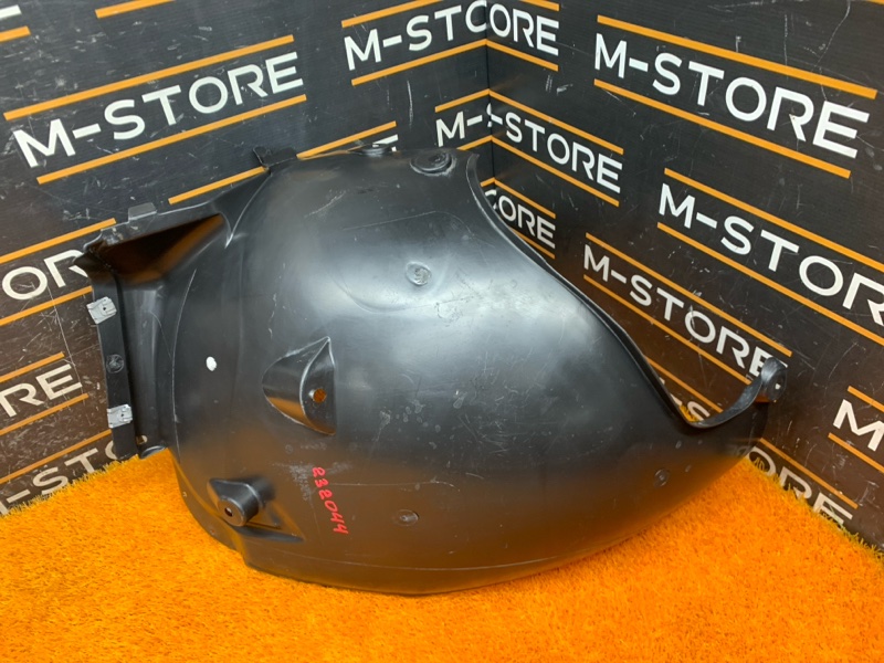 подкрылок, 600 рублей, Красноярск