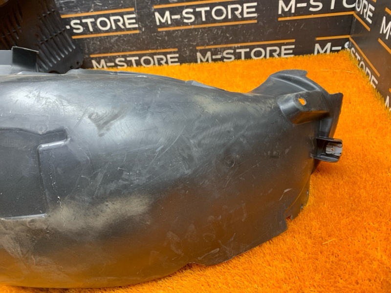 подкрылок, 700 рублей, Красноярск