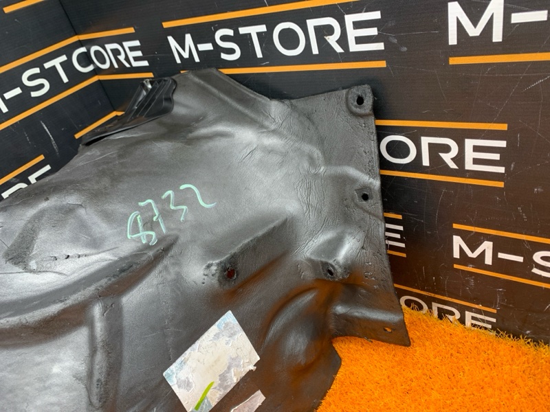 подкрылок, 1650 рублей, Красноярск