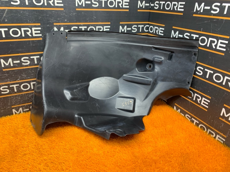 подкрылок, 1500 рублей, Красноярск