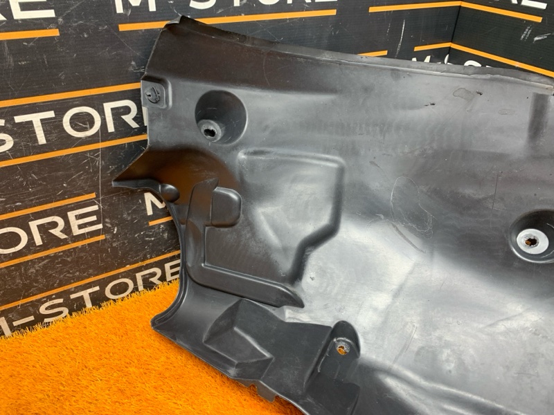 подкрылок, 600 рублей, Красноярск