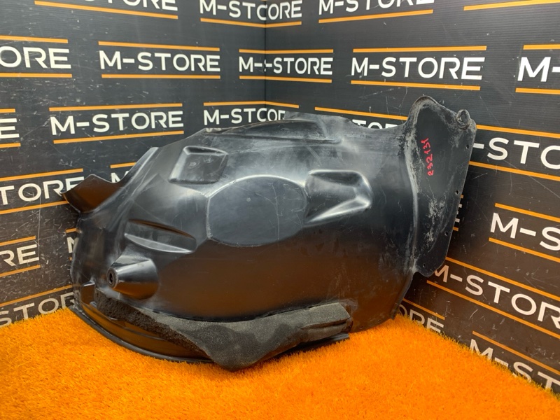 подкрылок, 1200 рублей, Красноярск