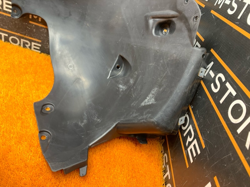 подкрылок, 600 рублей, Красноярск