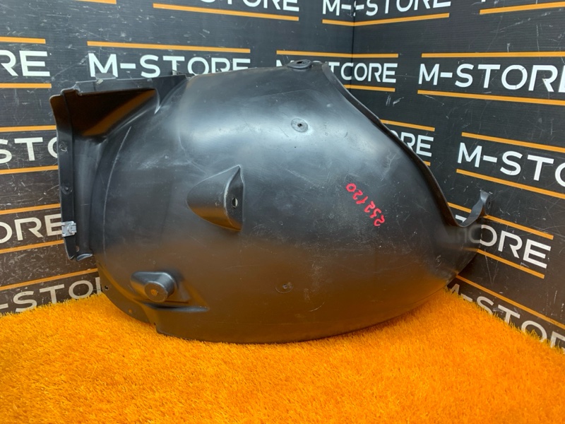 подкрылок, 600 рублей, Красноярск