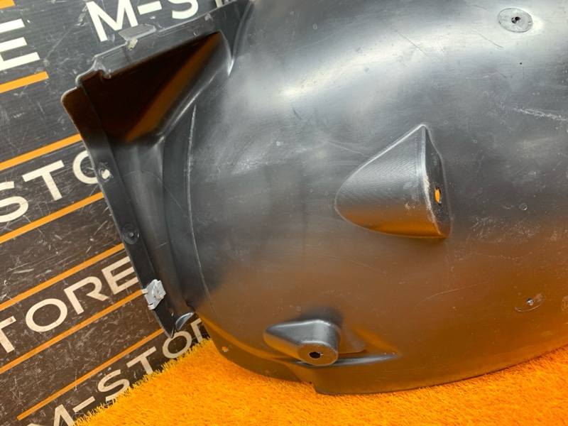 подкрылок, 600 рублей, Красноярск