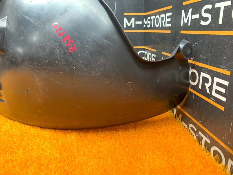 подкрылок, 600 рублей, Красноярск