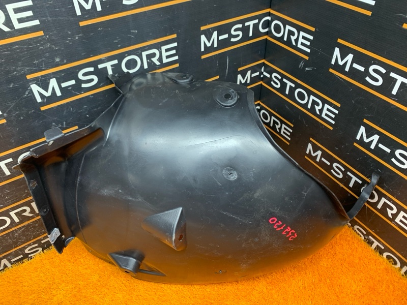 подкрылок, 600 рублей, Красноярск