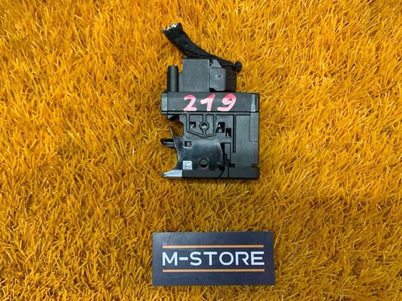 Кнопка стояночного тормоза, 400 рублей, Красноярск